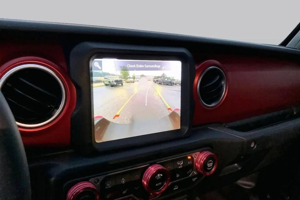 2023 Jeep JT Gladiator - Image 8 of 12