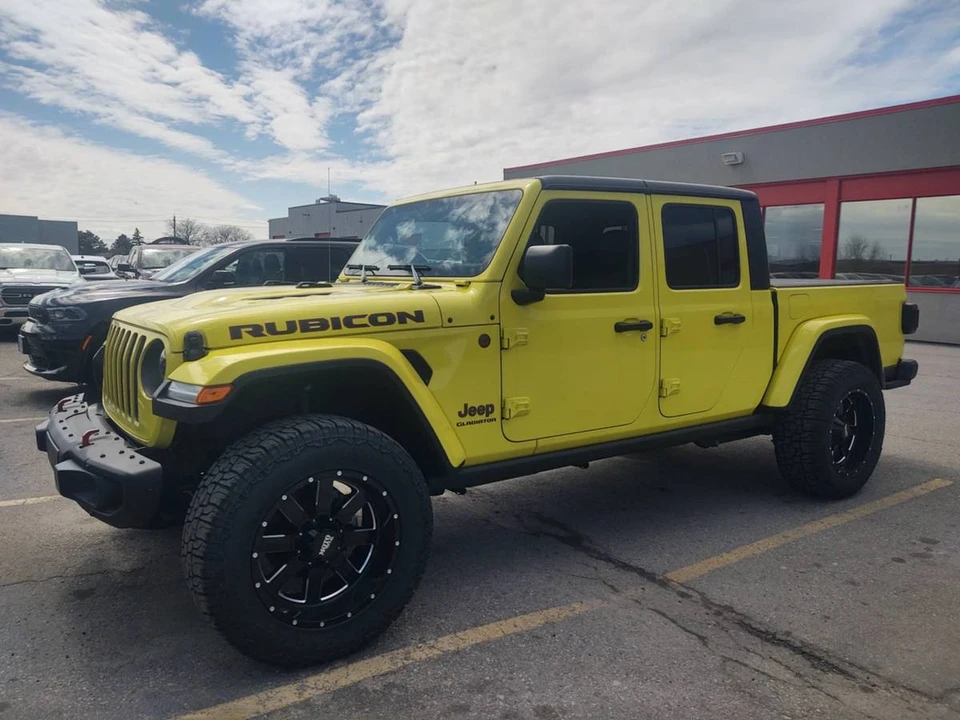 2023 Jeep JT Gladiator - Image 8 of 16