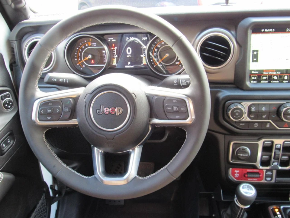 2023 Jeep JT Gladiator - Image 20 of 31
