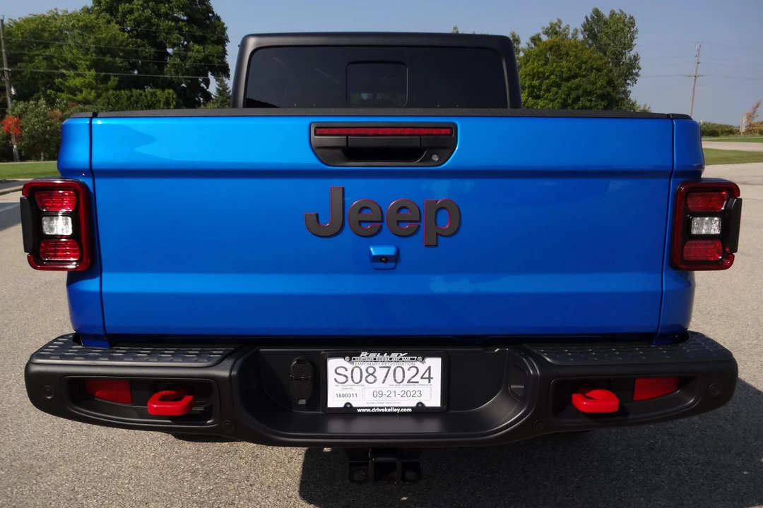 2023 Jeep JT Gladiator - Image 5 of 31