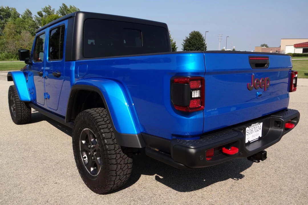 2023 Jeep JT Gladiator - Image 4 of 31