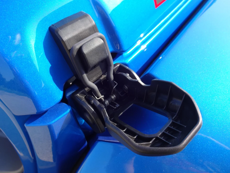 2023 Jeep JT Gladiator - Image 25 of 31