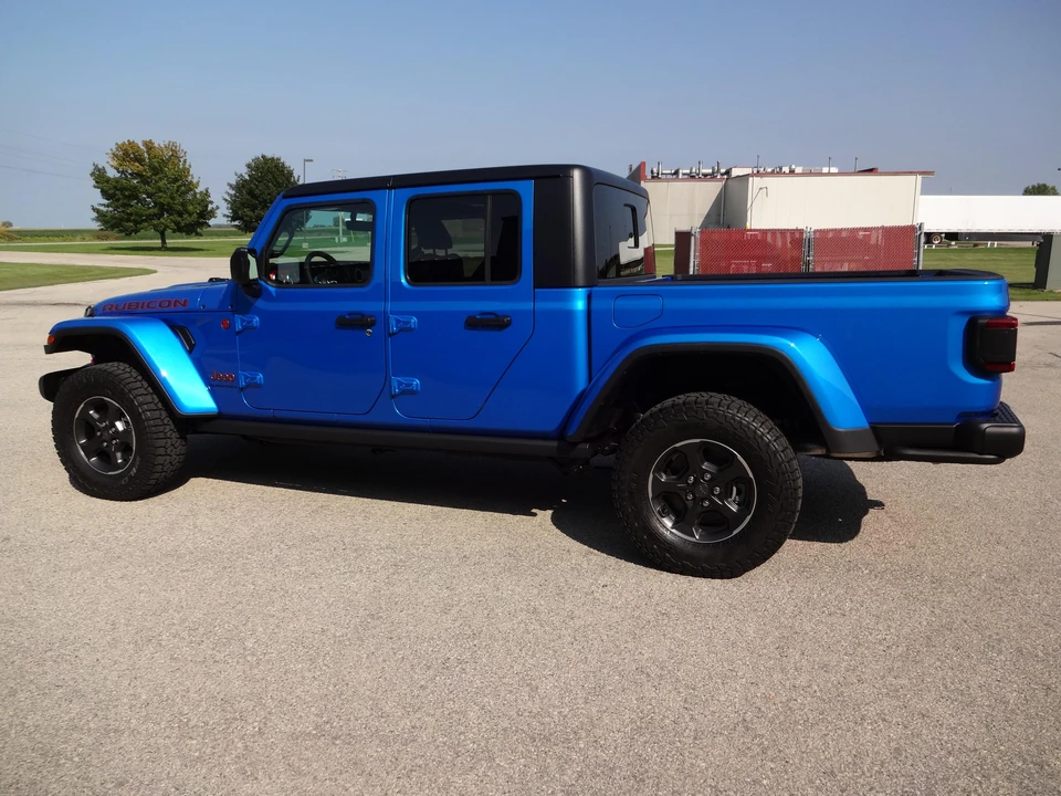 2023 Jeep JT Gladiator - Image 10 of 31