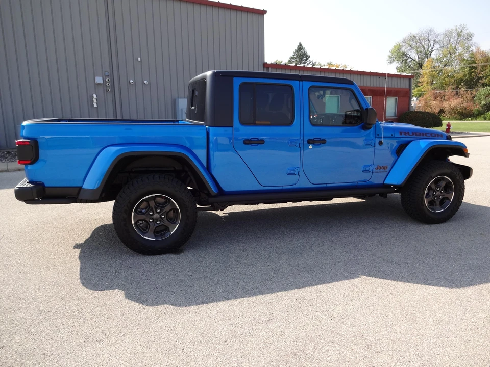 2023 Jeep JT Gladiator - Image 17 of 31