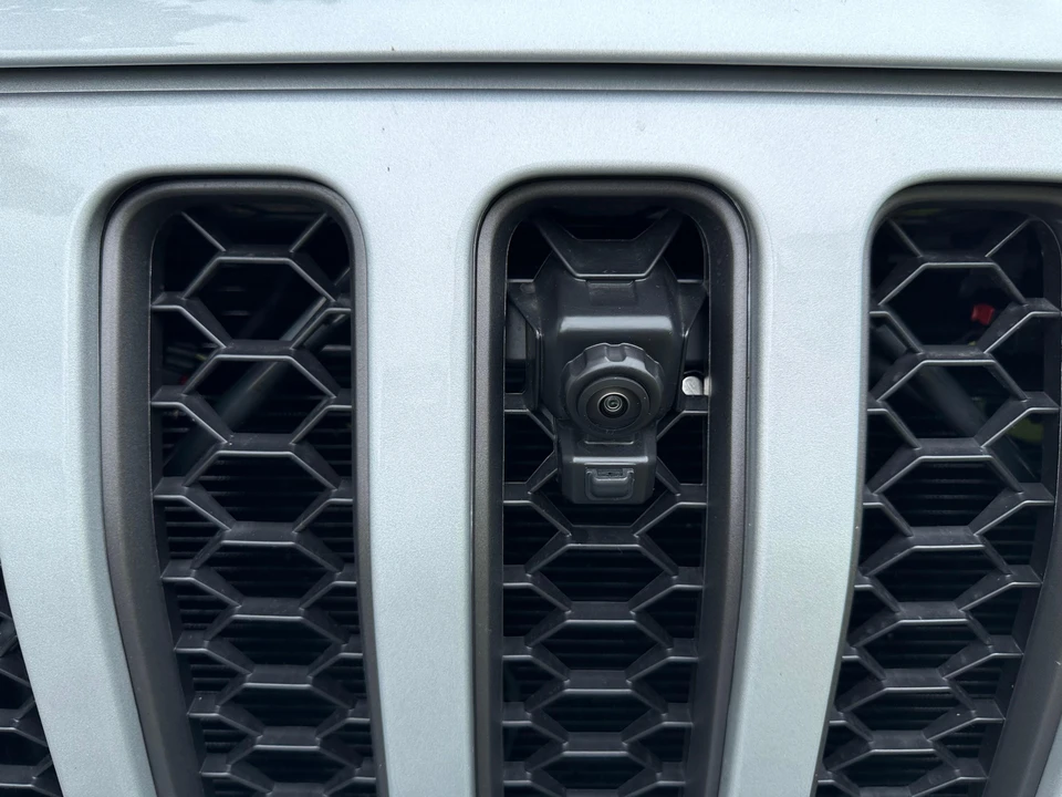 2023 Jeep JT Gladiator - Image 22 of 31