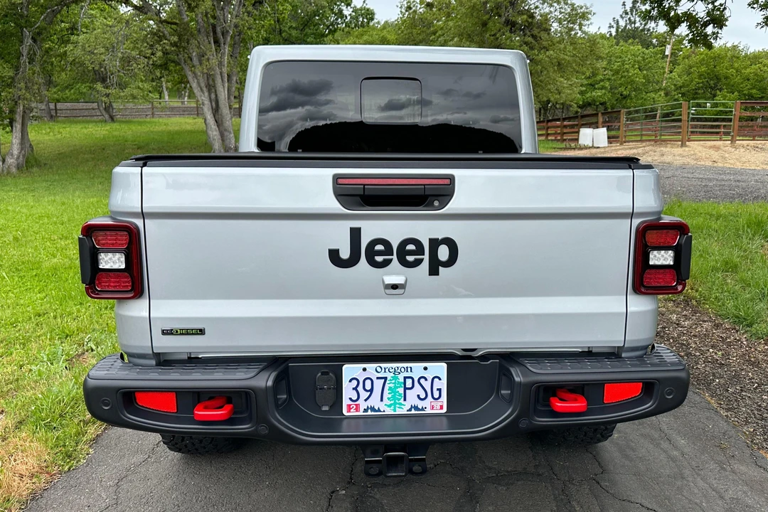 2023 Jeep JT Gladiator - Image 5 of 31