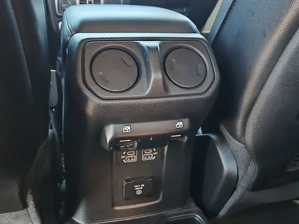 2023 Jeep JT Gladiator - Image 14 of 20