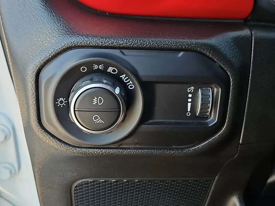 2023 Jeep JT Gladiator - Image 16 of 20