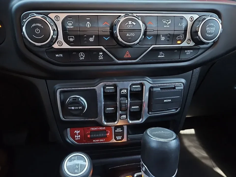 2023 Jeep JT Gladiator - Image 19 of 20