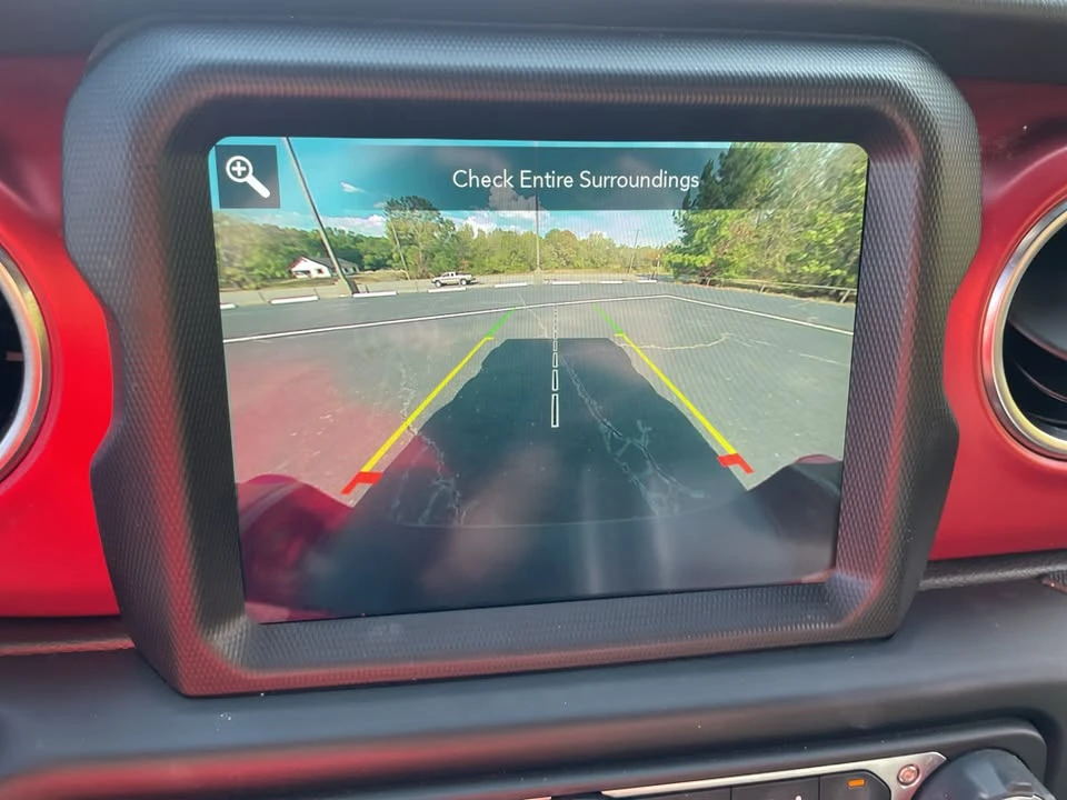 2023 Jeep JT Gladiator - Image 11 of 19