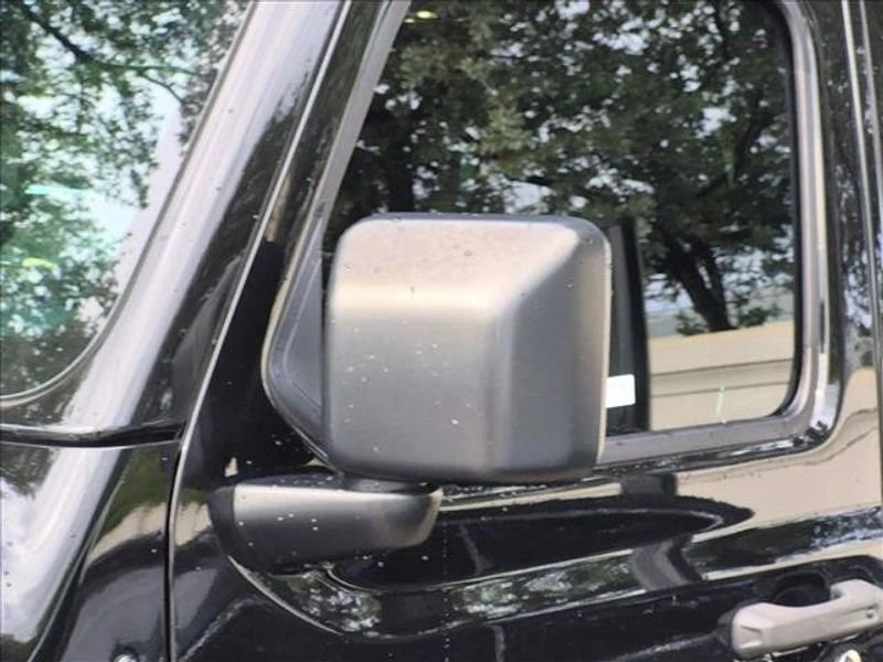 2023 Jeep JT Gladiator - Image 13 of 20