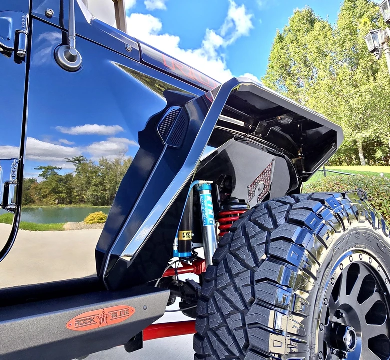 2023 Jeep JT Gladiator - Image 23 of 31