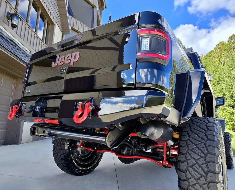 2023 Jeep JT Gladiator - Image 29 of 31