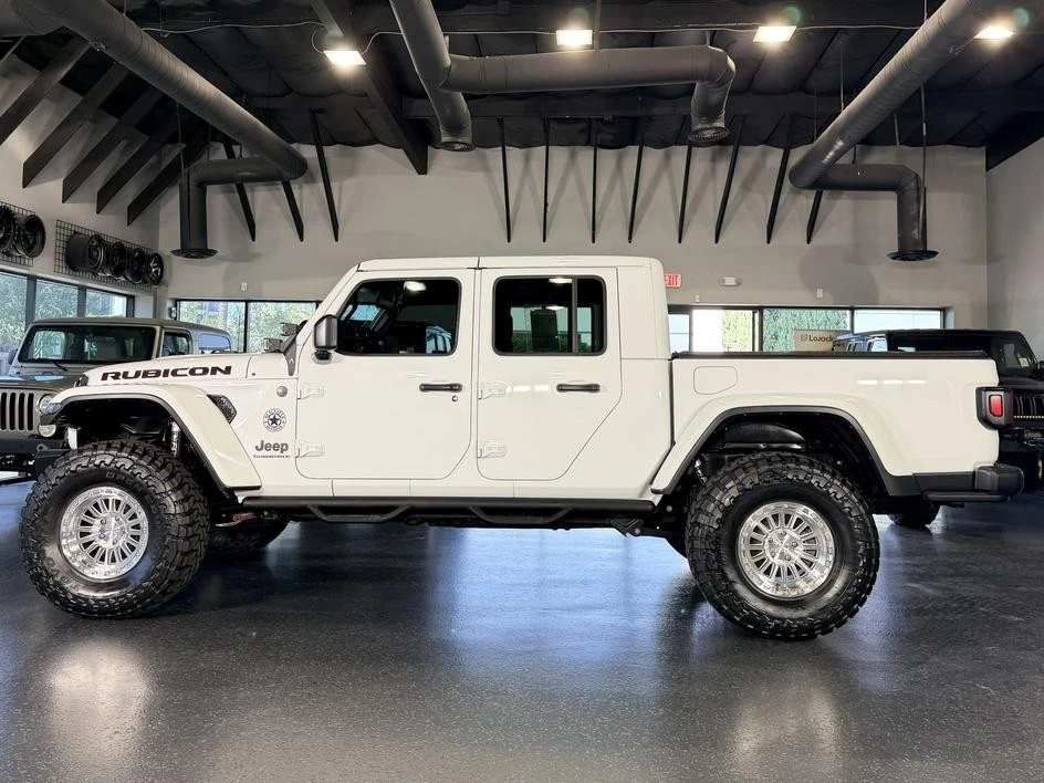 2023 Jeep JT Gladiator - Image 8 of 31