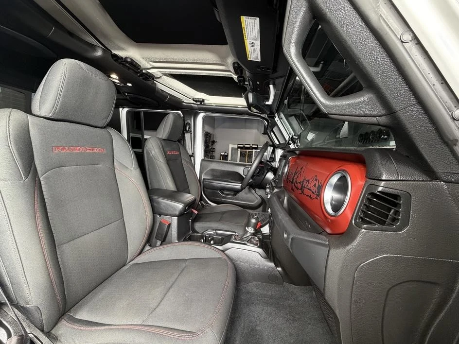 2023 Jeep JT Gladiator - Image 18 of 31