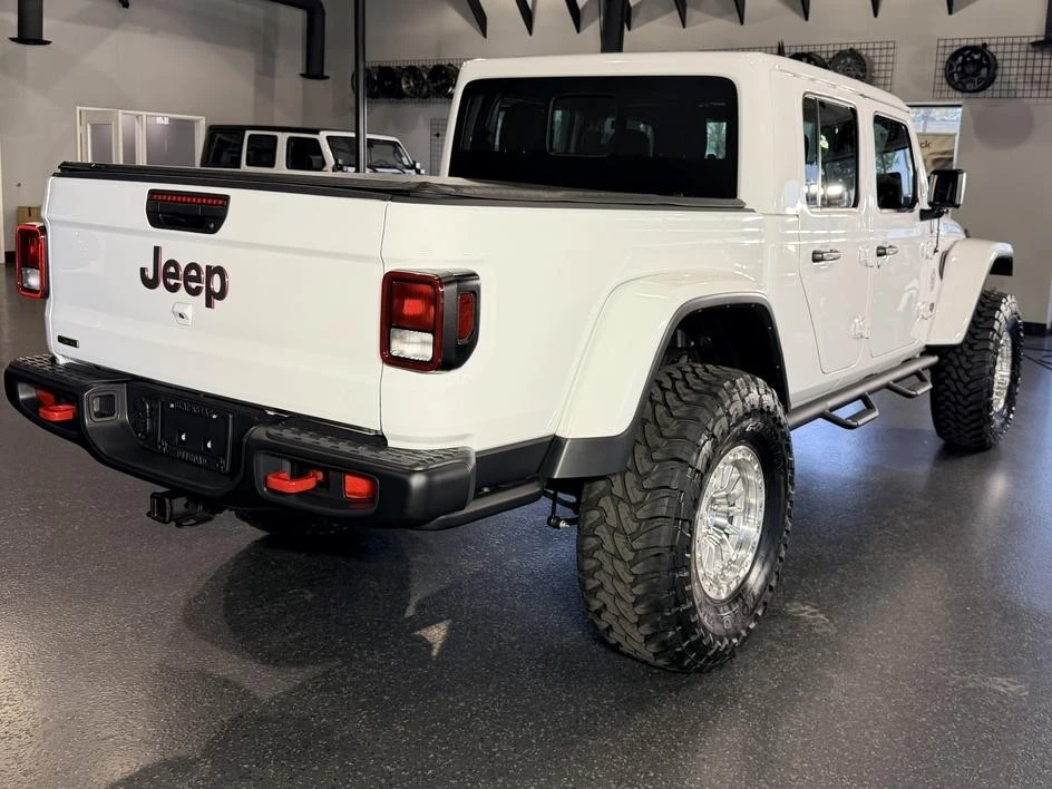 2023 Jeep JT Gladiator - Image 14 of 31