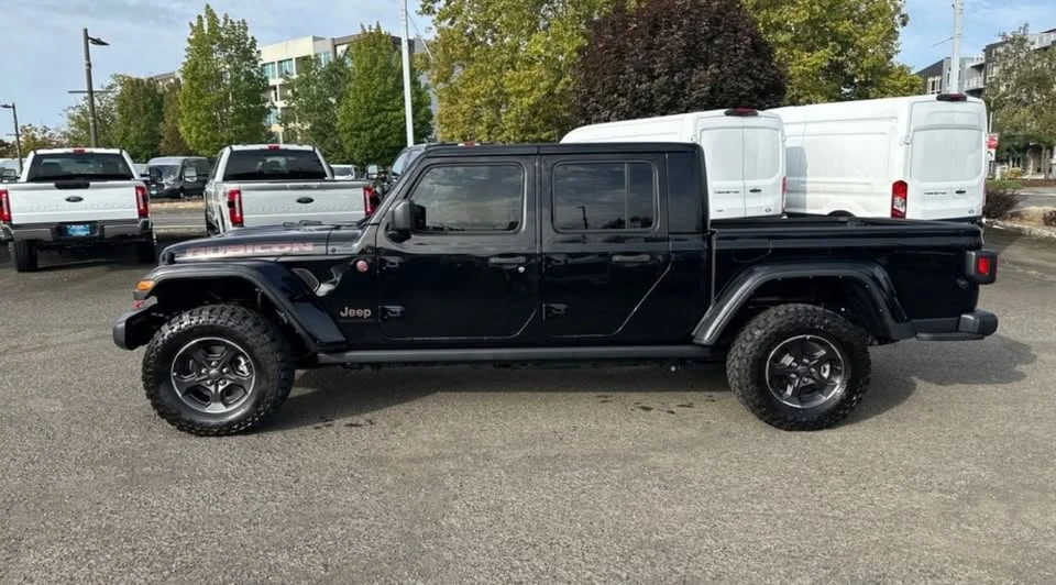2023 Jeep JT Gladiator - Image 2 of 20