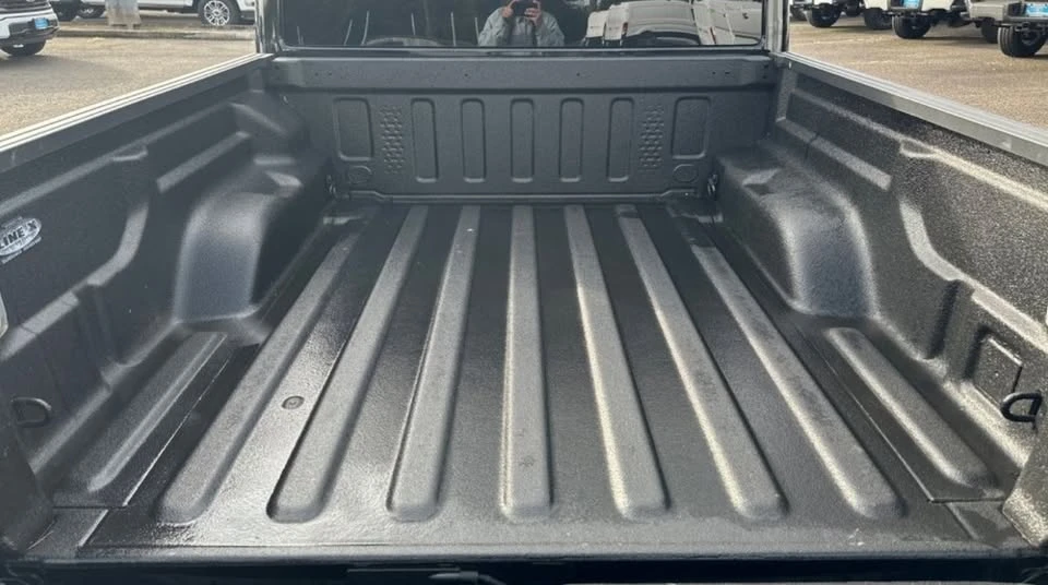 2023 Jeep JT Gladiator - Image 5 of 20
