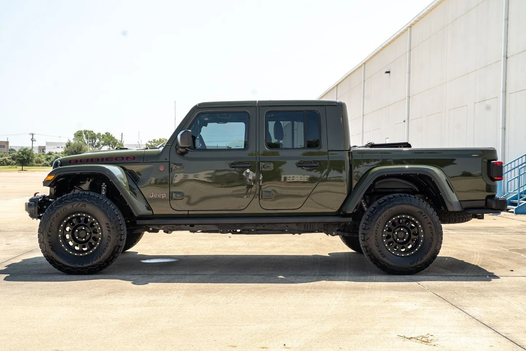 2023 Jeep JT Gladiator - Image 7 of 31