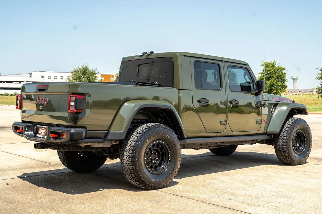 2023 Jeep JT Gladiator - Image 12 of 31