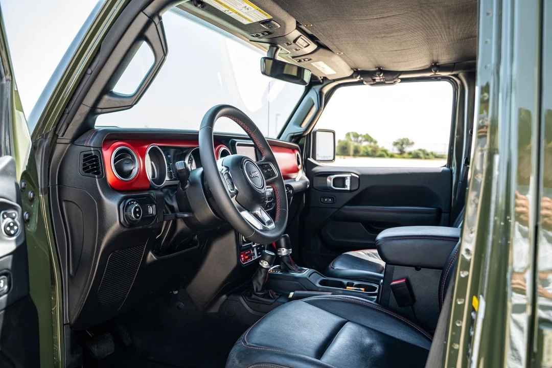 2023 Jeep JT Gladiator - Image 22 of 31