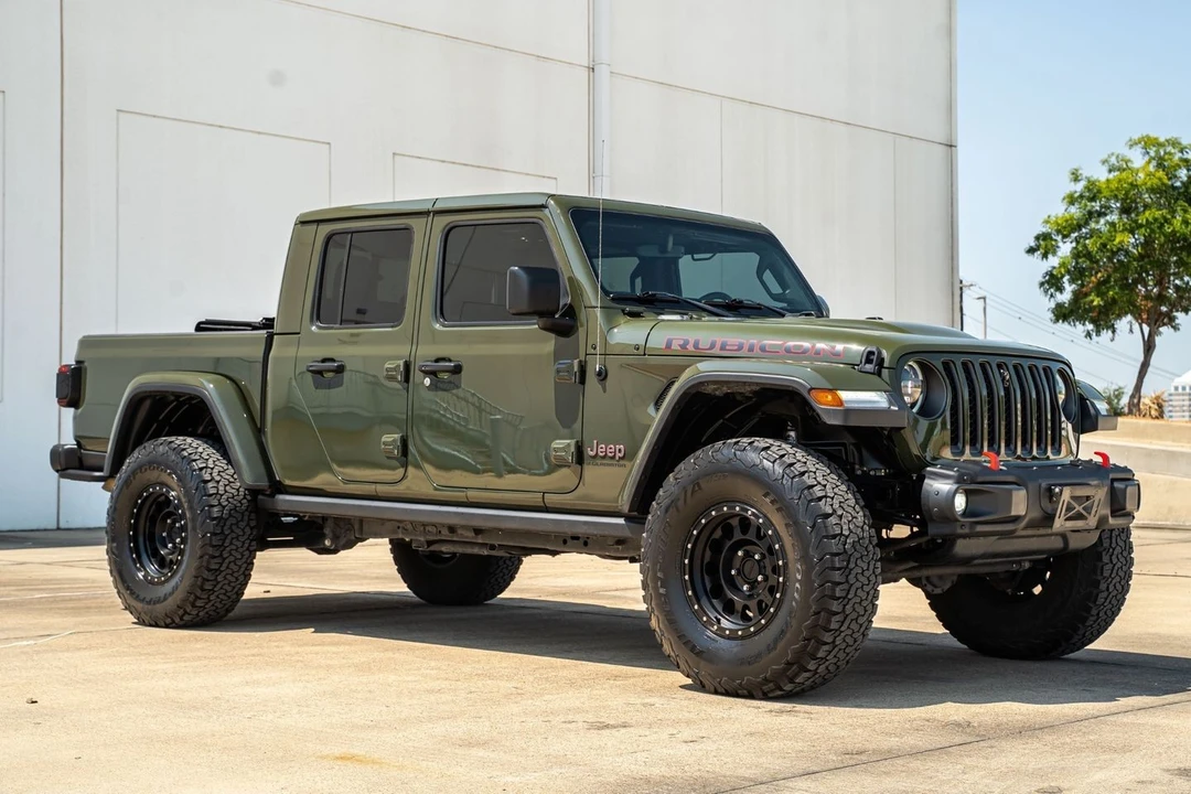 2023 Jeep JT Gladiator - Image 10 of 31