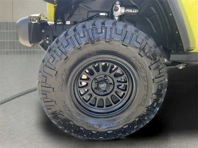 2023 Jeep JT Gladiator - Image 10 of 21