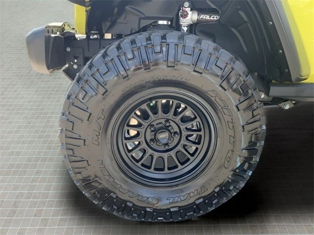 2023 Jeep JT Gladiator - Image 10 of 21