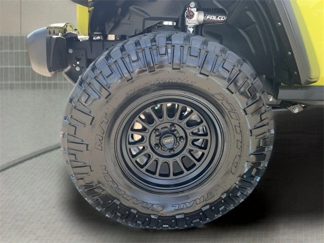 2023 Jeep JT Gladiator - Image 10 of 12