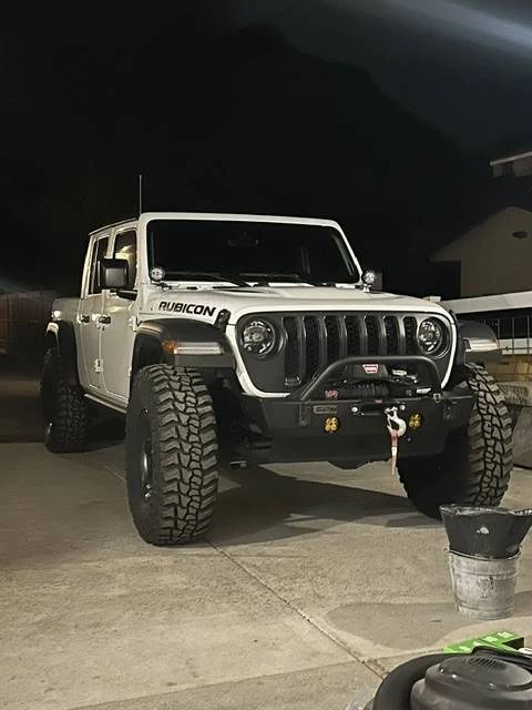 2023 Jeep JT Gladiator - Image 4 of 4
