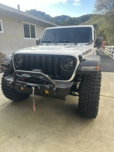 2023 Jeep JT Gladiator - Image 2 of 4