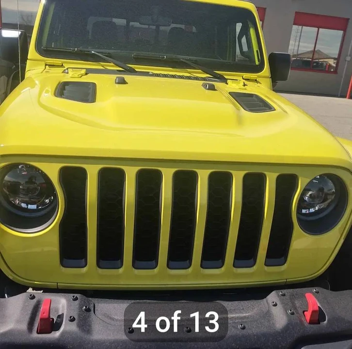 2023 Jeep JT Gladiator - Image 5 of 5