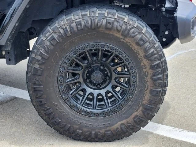 2023 Jeep JT Gladiator - Image 9 of 20
