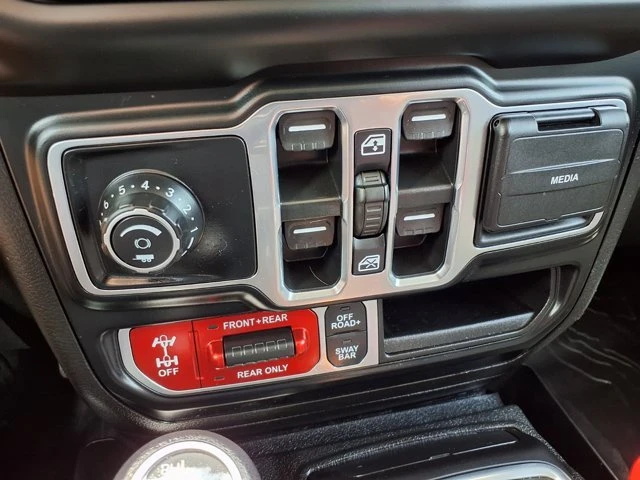 2023 Jeep JT Gladiator - Image 10 of 20