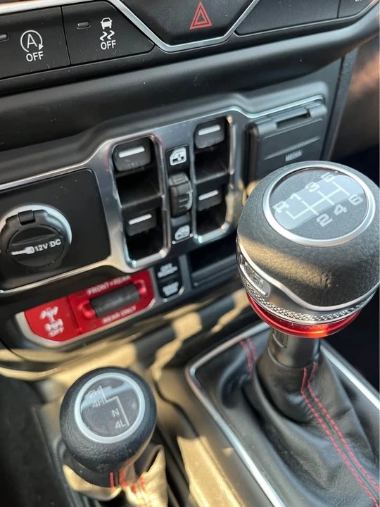 2023 Jeep JT Gladiator - Image 11 of 13