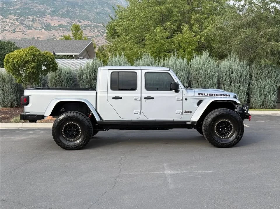 2023 Jeep JT Gladiator - Image 4 of 15