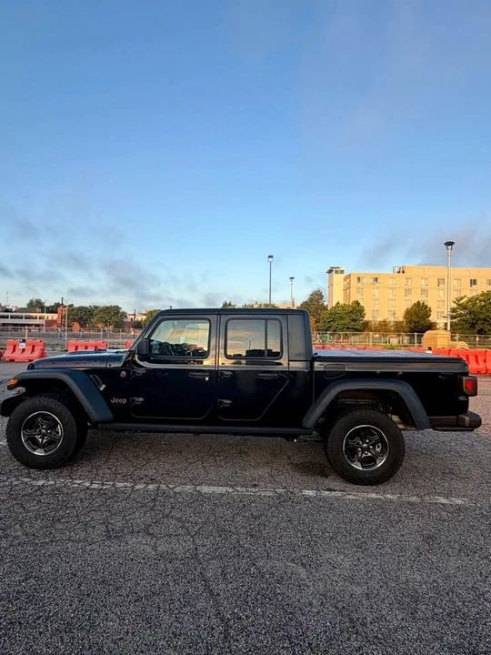 2023 Jeep JT Gladiator - Image 3 of 18