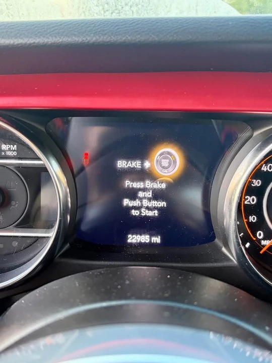 2023 Jeep JT Gladiator - Image 12 of 18