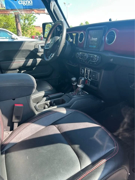 2023 Jeep JT Gladiator - Image 8 of 9