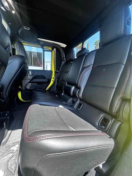 2023 Jeep JT Gladiator - Image 9 of 16