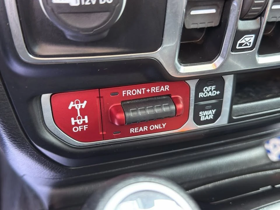 2023 Jeep JT Gladiator - Image 17 of 19