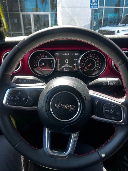 2023 Jeep JT Gladiator - Image 13 of 16