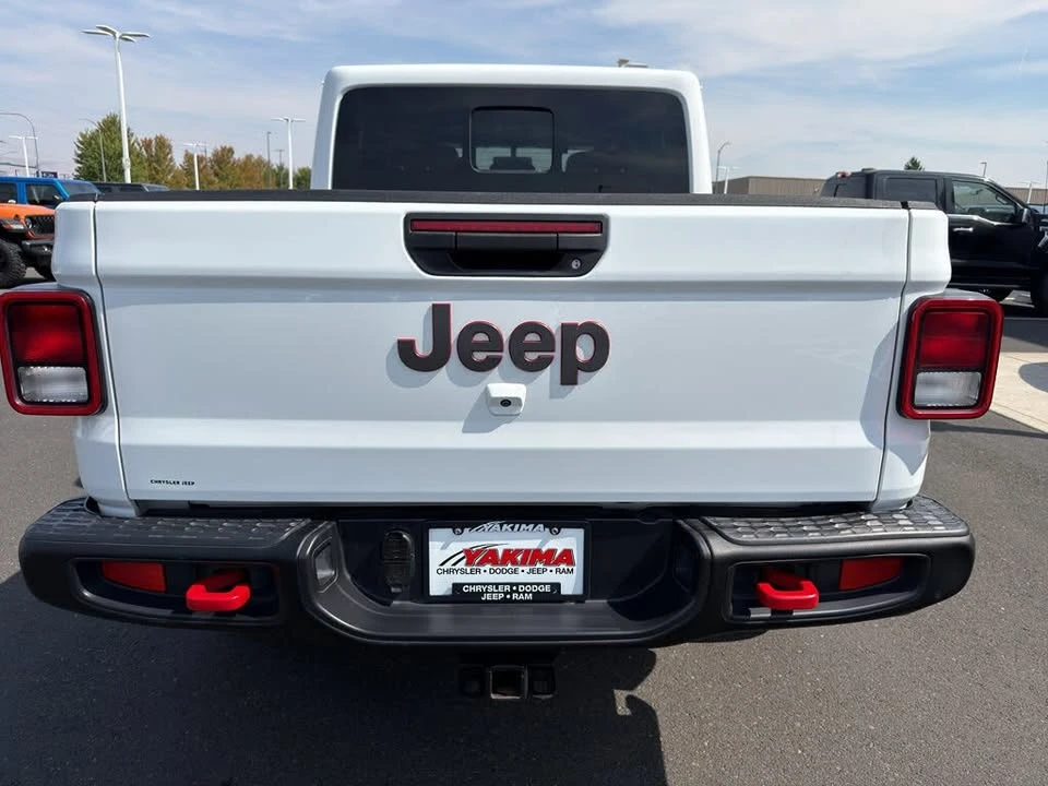 2023 Jeep JT Gladiator - Image 11 of 20