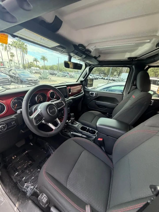 2023 Jeep JT Gladiator - Image 6 of 7