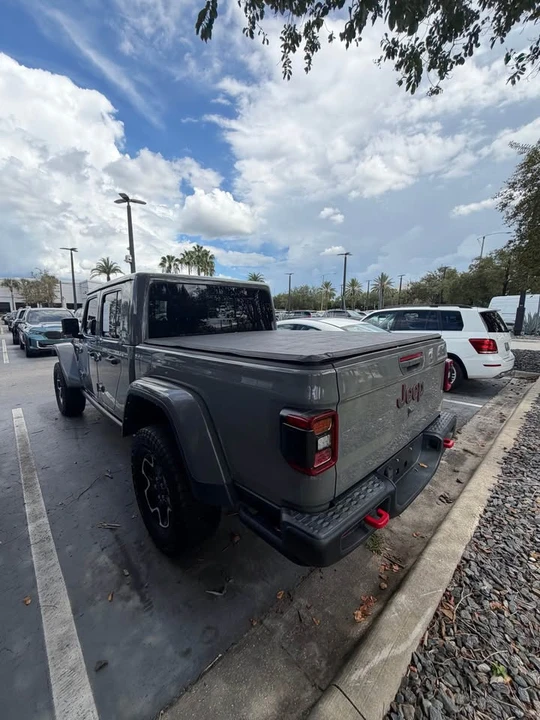 2023 Jeep JT Gladiator - Image 4 of 7