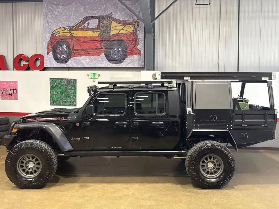 2023 Jeep JT Gladiator - Image 2 of 9