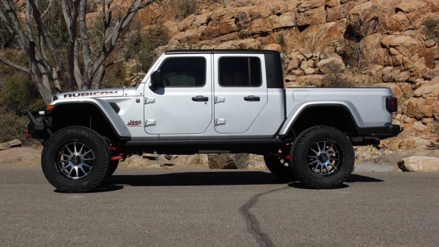 2023 Jeep JT Gladiator - Image 2 of 21