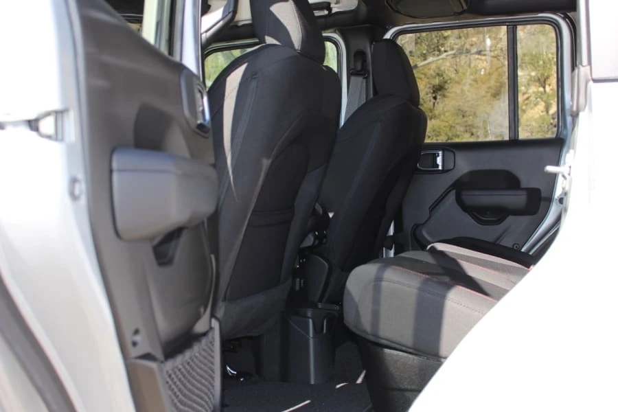 2023 Jeep JT Gladiator - Image 10 of 21
