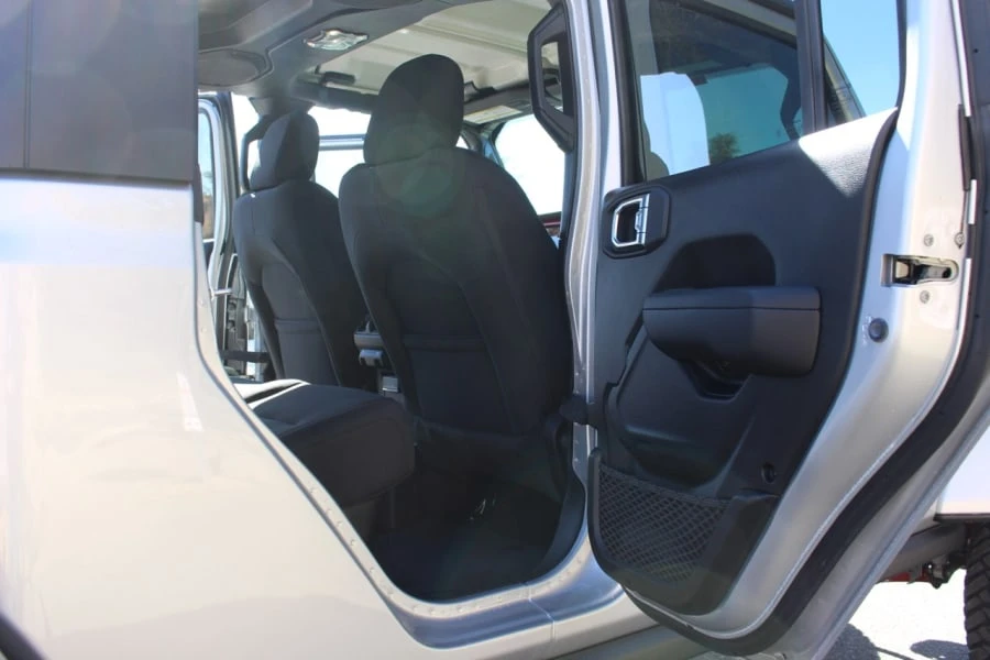 2023 Jeep JT Gladiator - Image 12 of 21