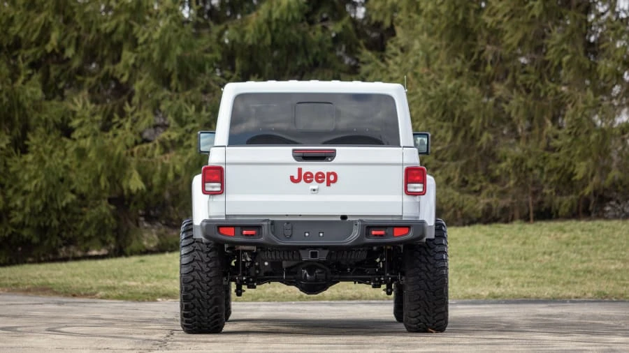 2023 Jeep JT Gladiator - Image 15 of 23